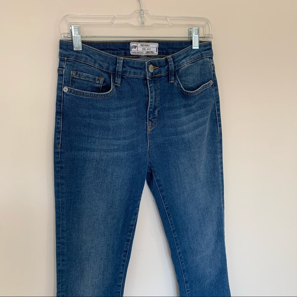 Free People Straight Crop Raw Hem Jeans Sz W27 - Picture 5 of 14